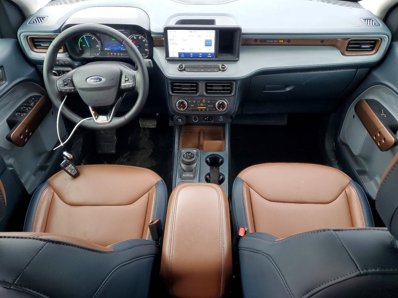 2024 FORD MAVERICK LARIAT photo 8