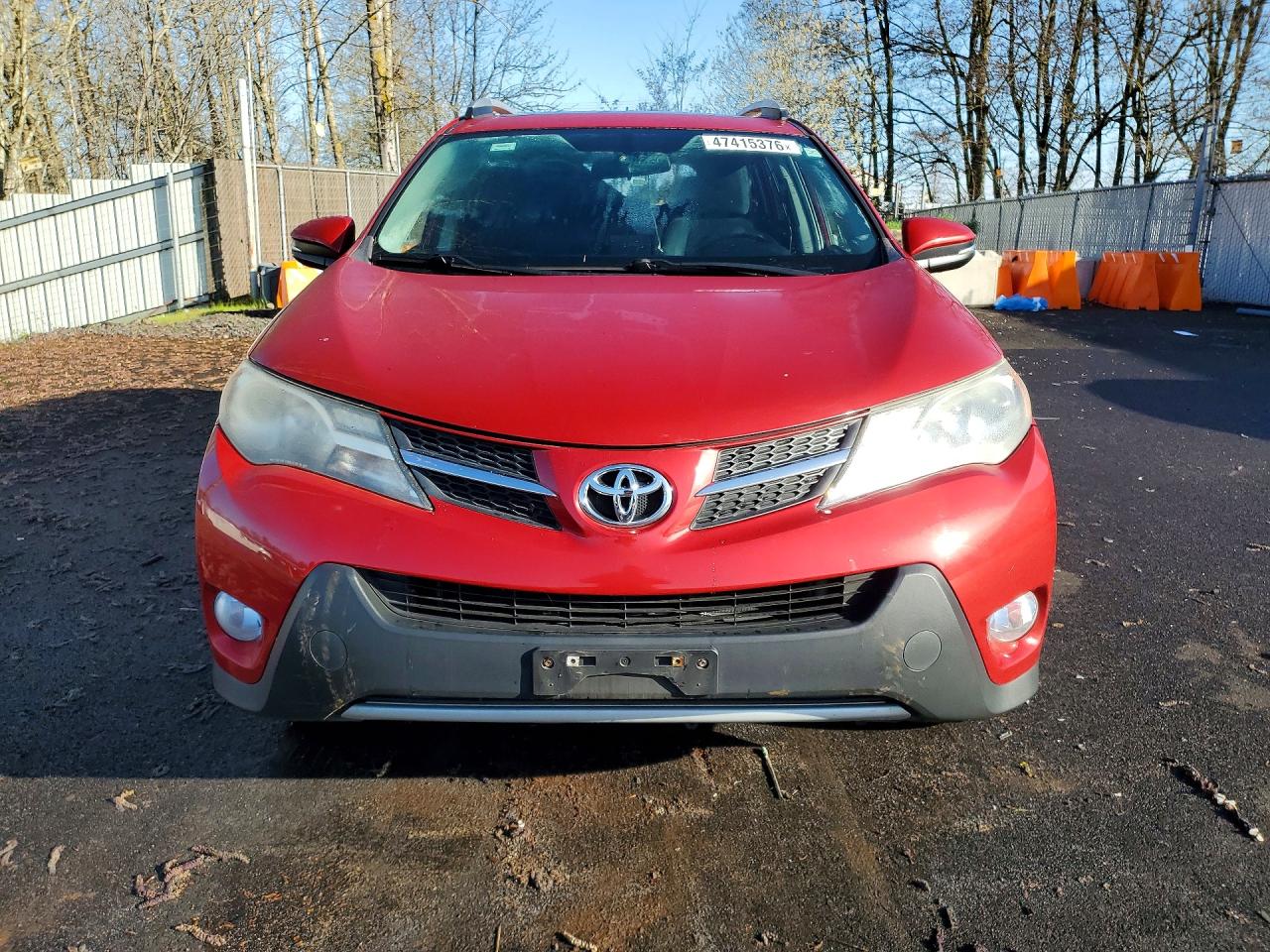 2013 TOYOTA RAV4 XLE photo 5