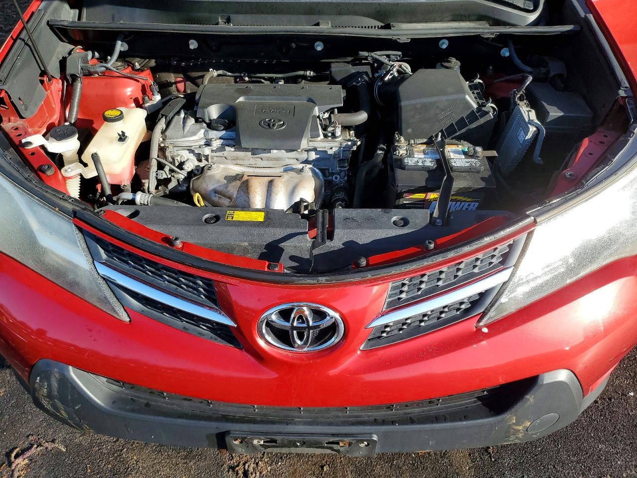 2013 TOYOTA RAV4 XLE photo 11