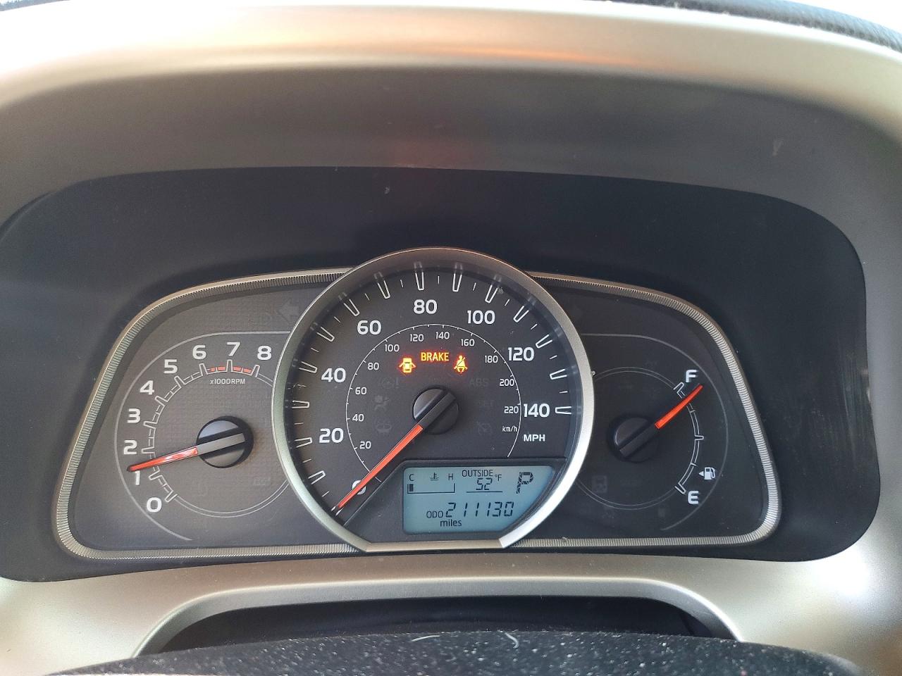2013 TOYOTA RAV4 XLE photo 9