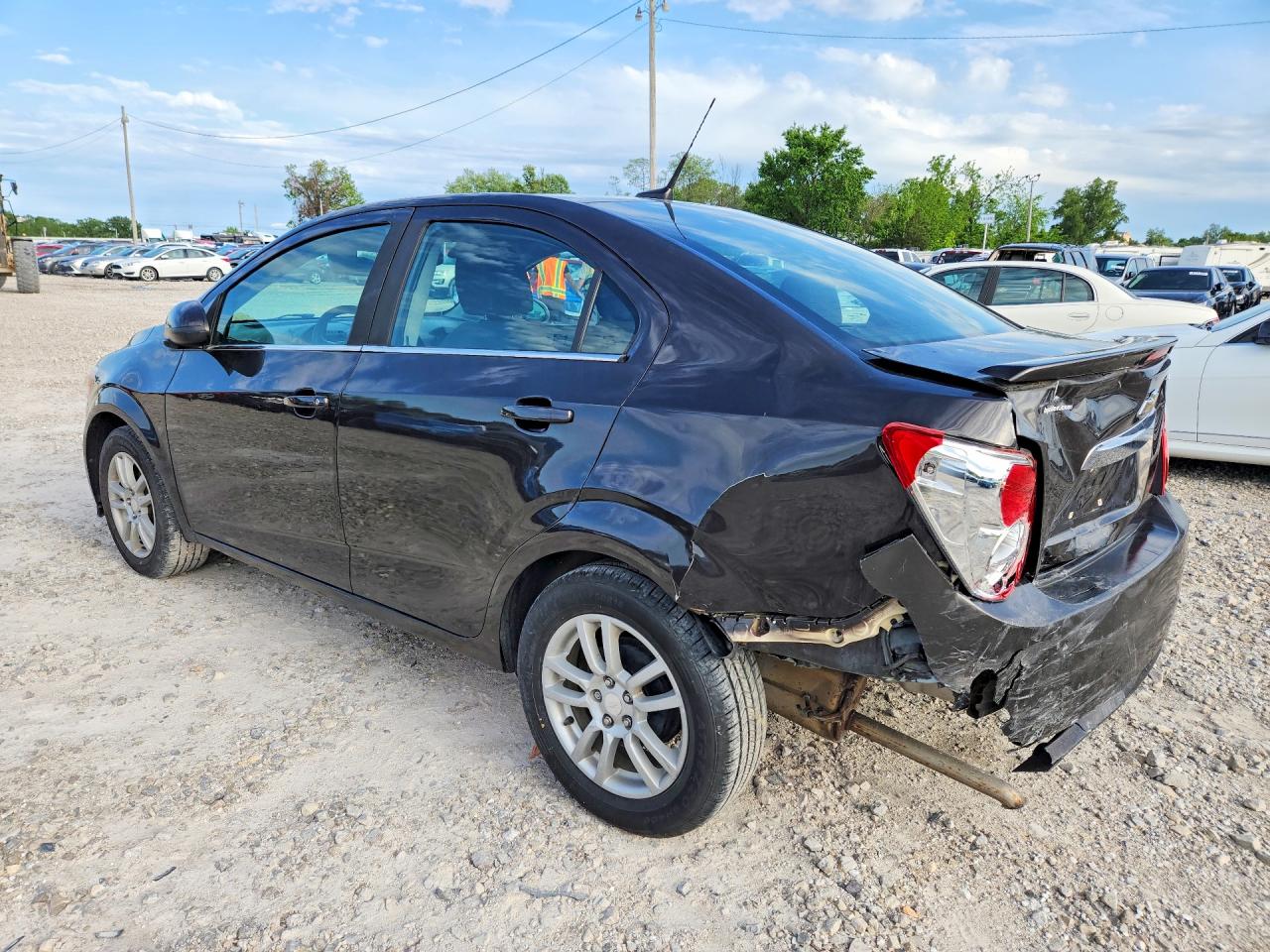 2014 CHEVROLET SONIC LT photo 2