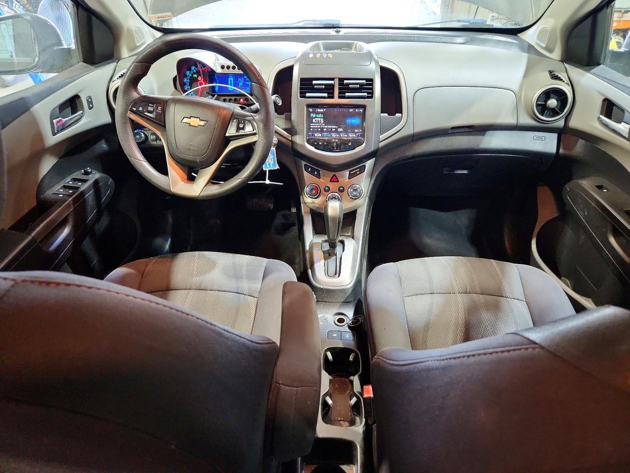 2014 CHEVROLET SONIC LT photo 8