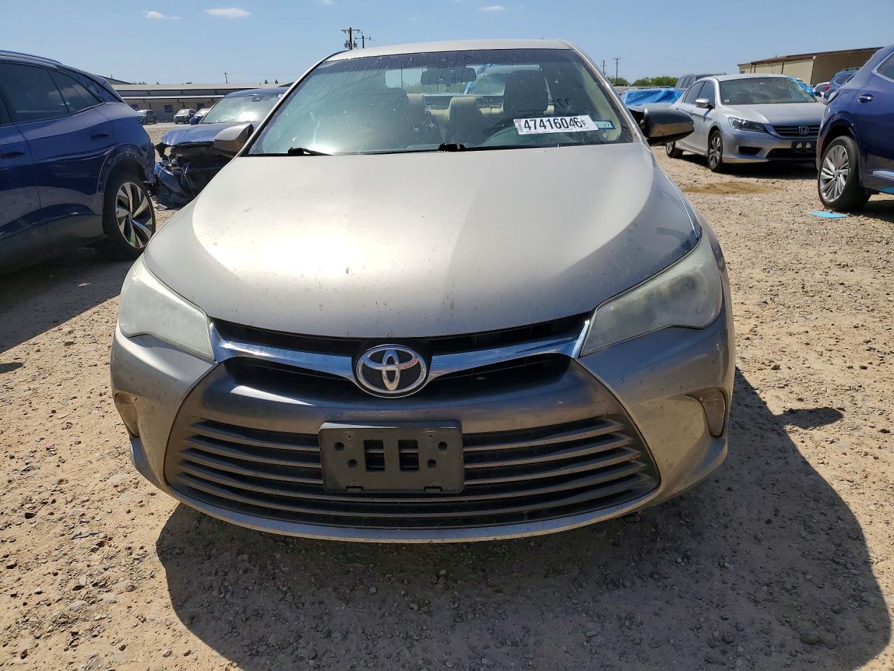 2015 TOYOTA CAMRY LE photo 9