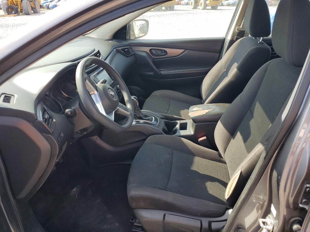 2020 NISSAN ROGUE SPORT S photo 19