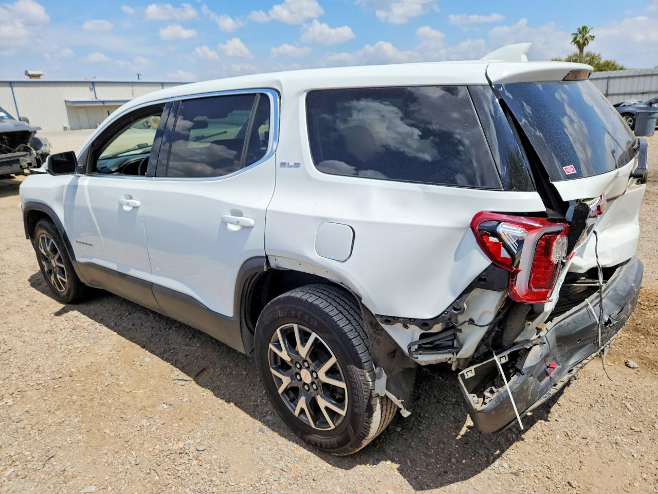 2021 GMC ACADIA SLE photo 3