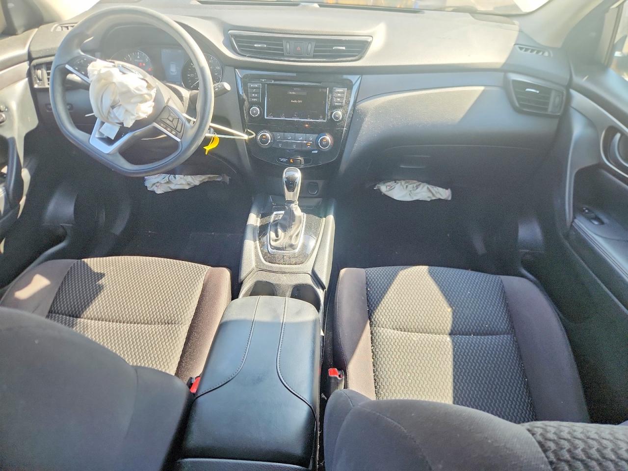 2020 NISSAN ROGUE SPORT S photo 8