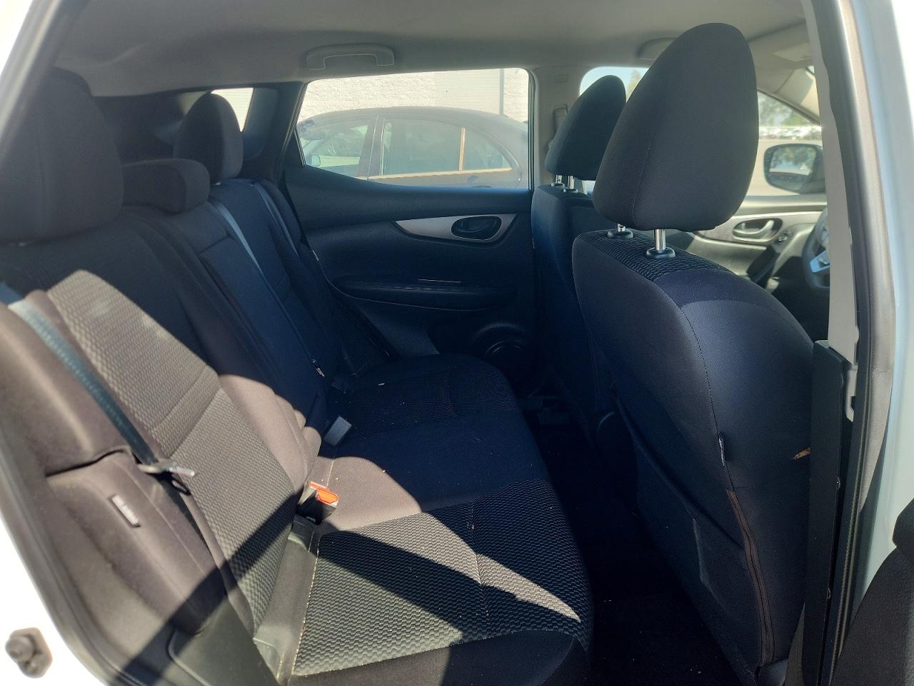 2020 NISSAN ROGUE SPORT S photo 10