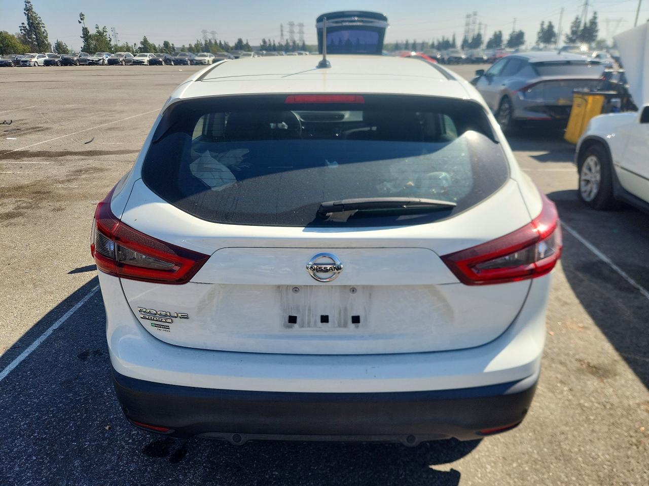 2020 NISSAN ROGUE SPORT S photo 6