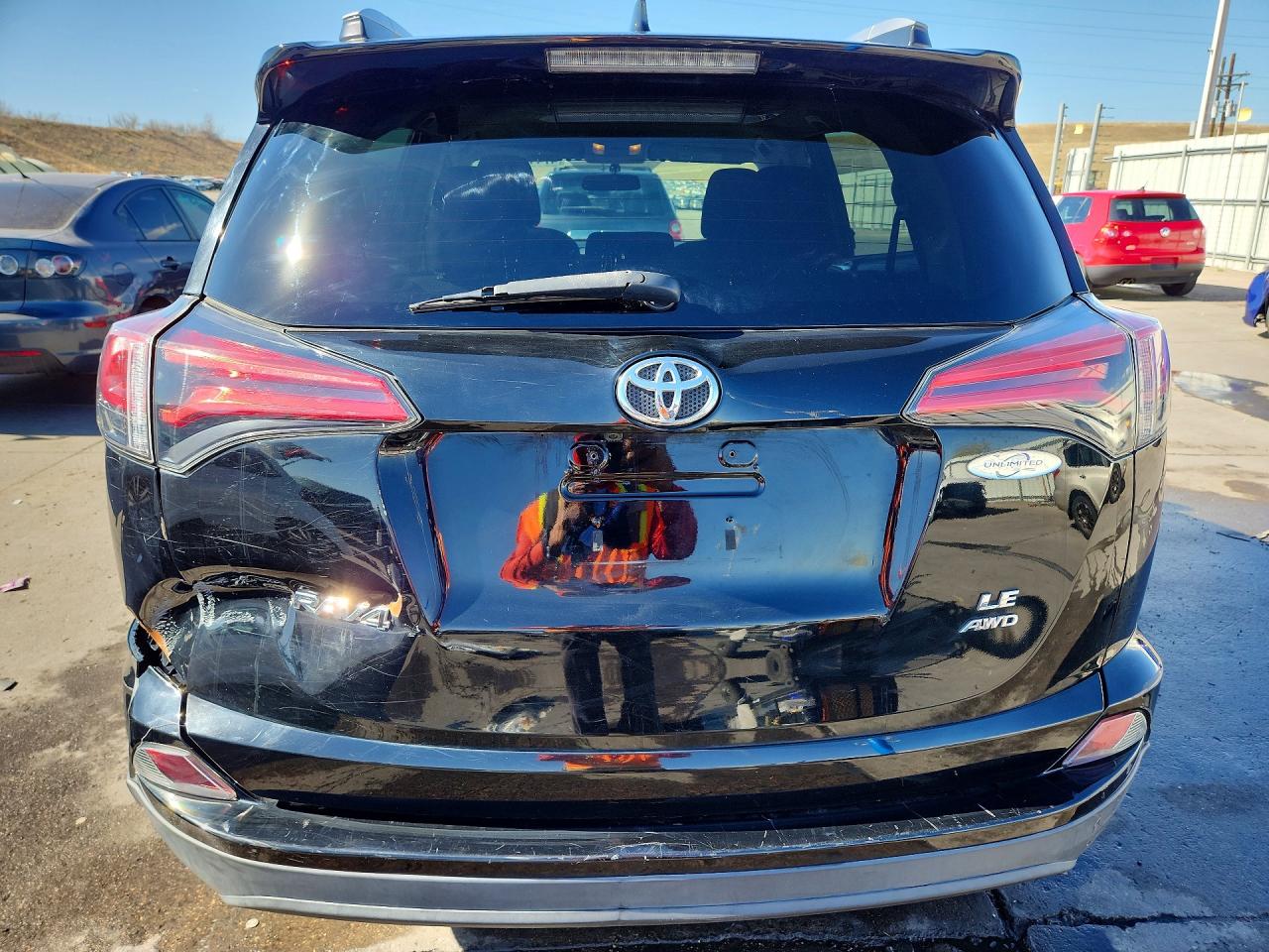 2016 TOYOTA RAV4 LE photo 6