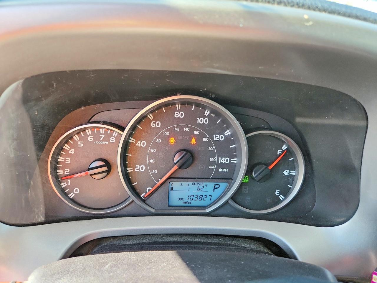 2016 TOYOTA RAV4 LE photo 9