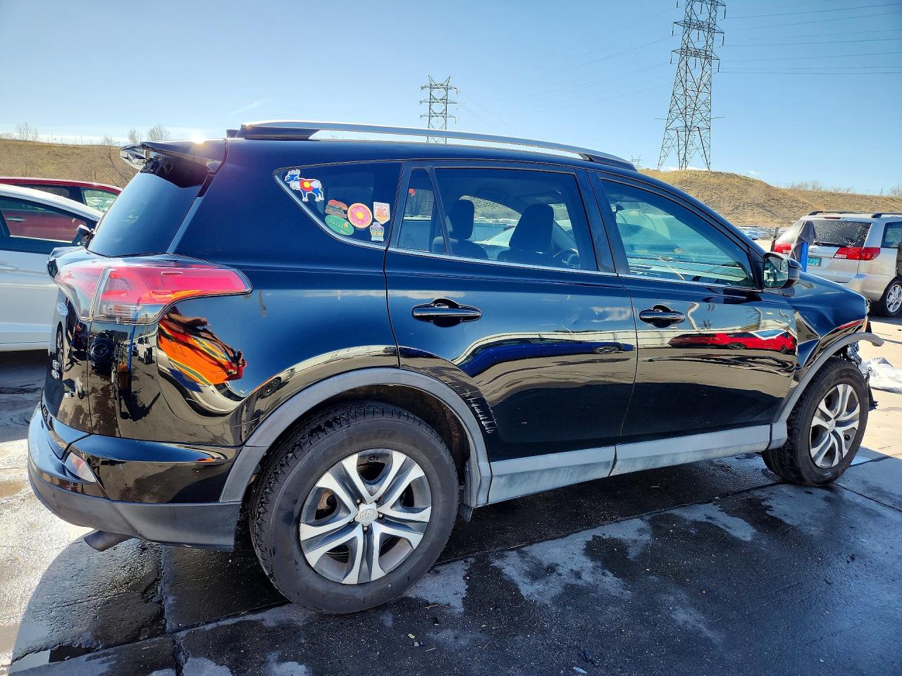 2016 TOYOTA RAV4 LE photo 3