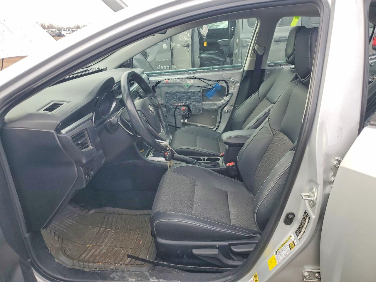 2015 TOYOTA COROLLA S PLUS photo 7