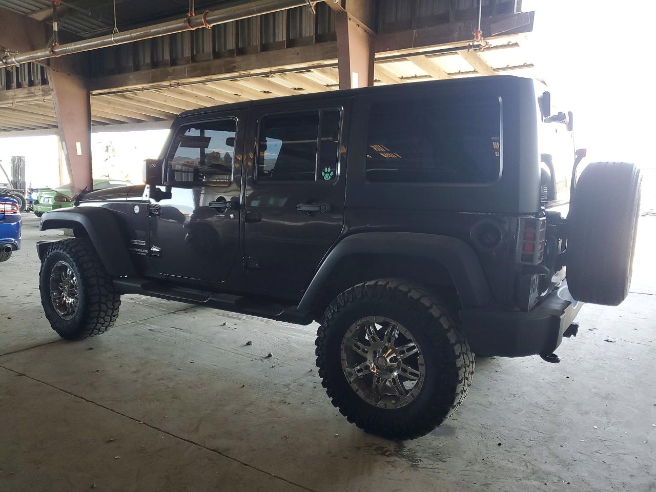 2013 JEEP WRANGLER UNLIMITED SPORT photo 3