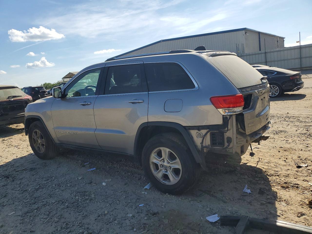 2015 JEEP GRAND CHEROKEE LAREDO photo 2