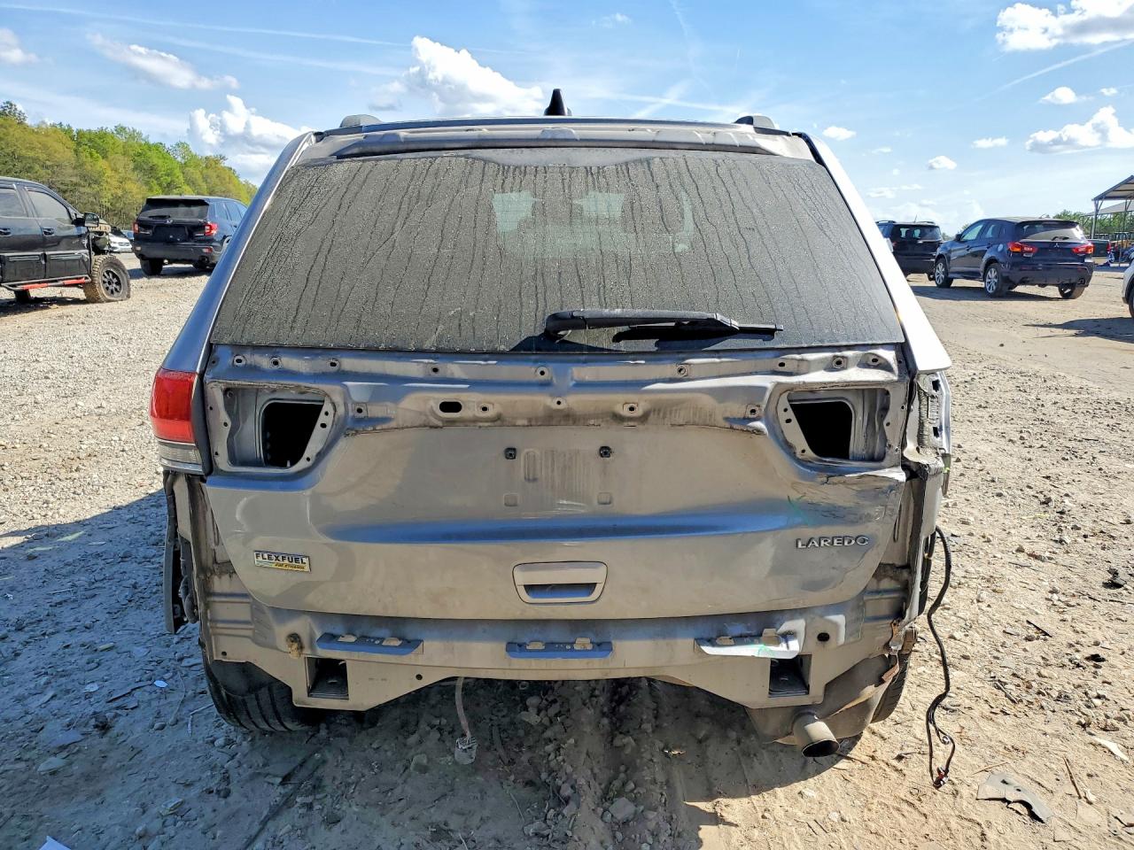 2015 JEEP GRAND CHEROKEE LAREDO photo 6
