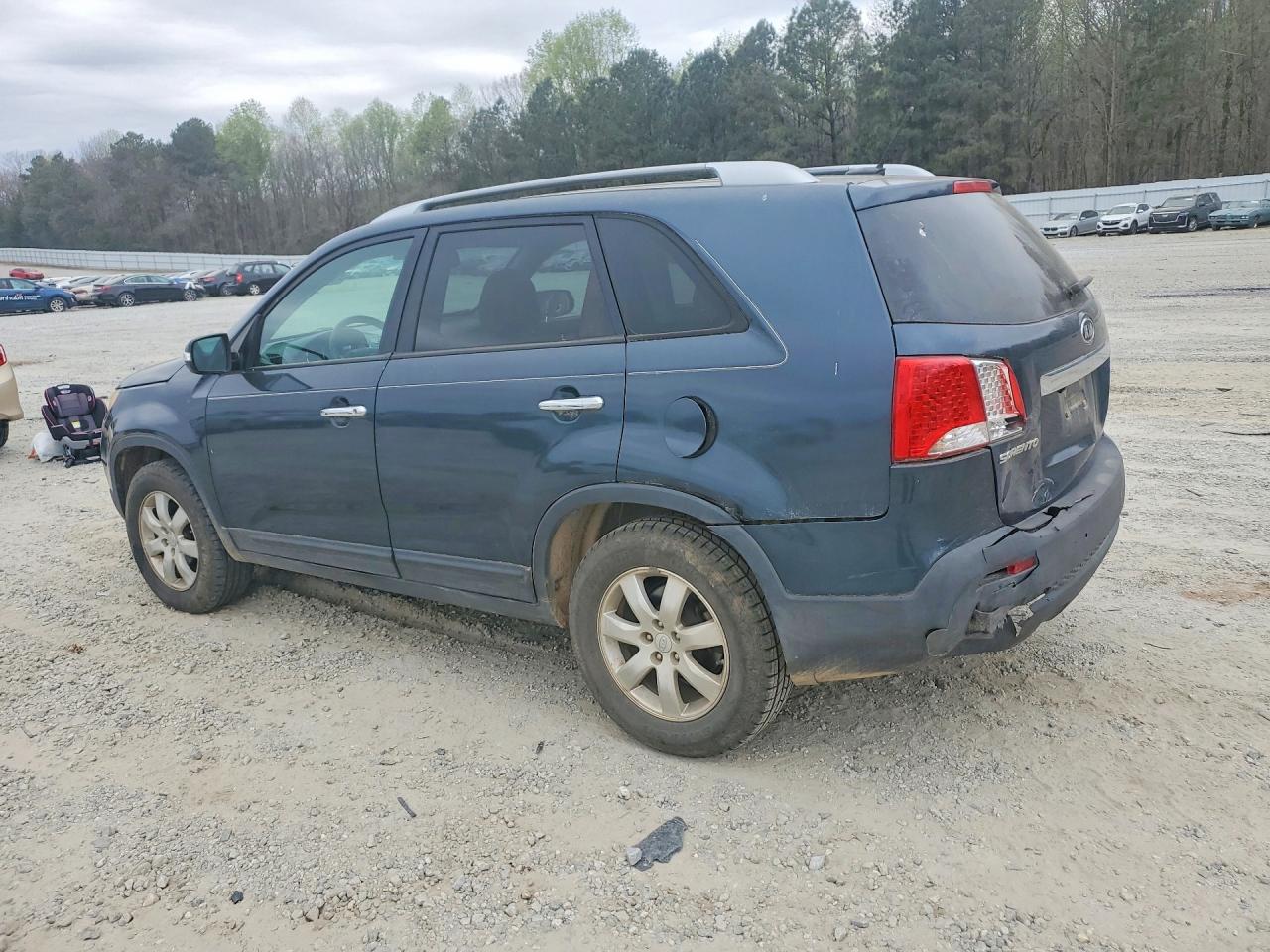 2011 KIA SORENTO LX photo 4