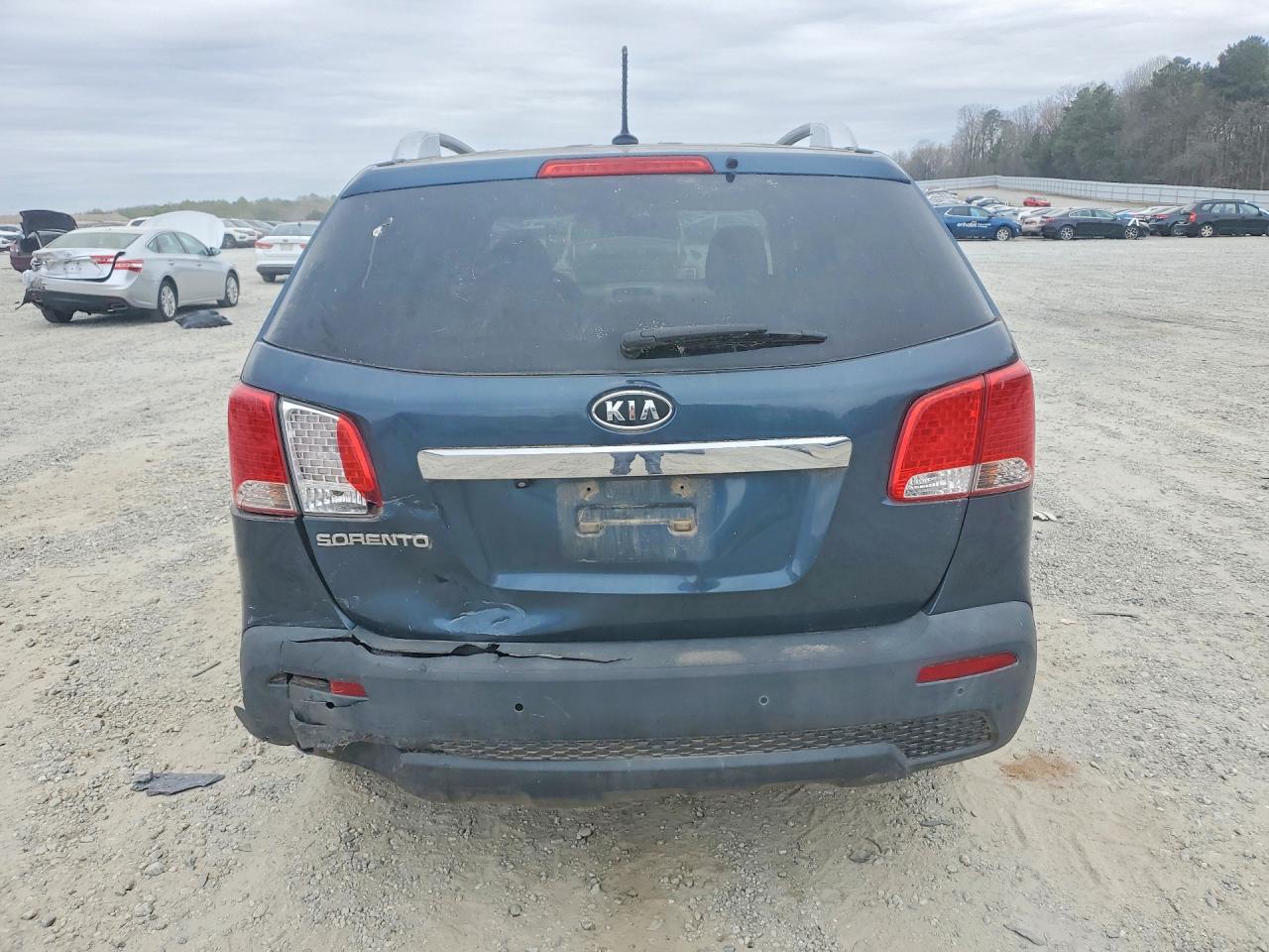 2011 KIA SORENTO LX photo 16