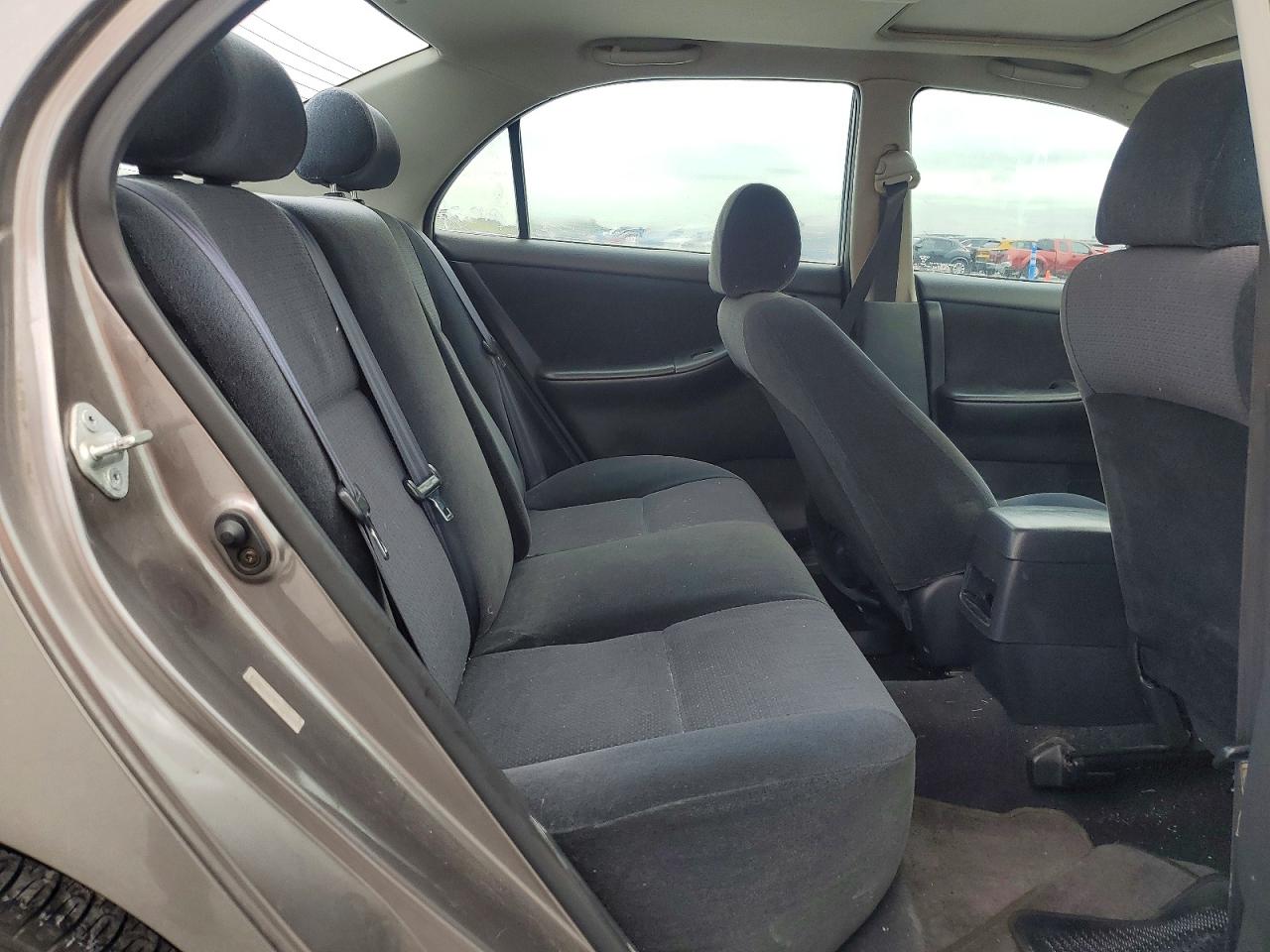 2003 TOYOTA COROLLA S photo 19