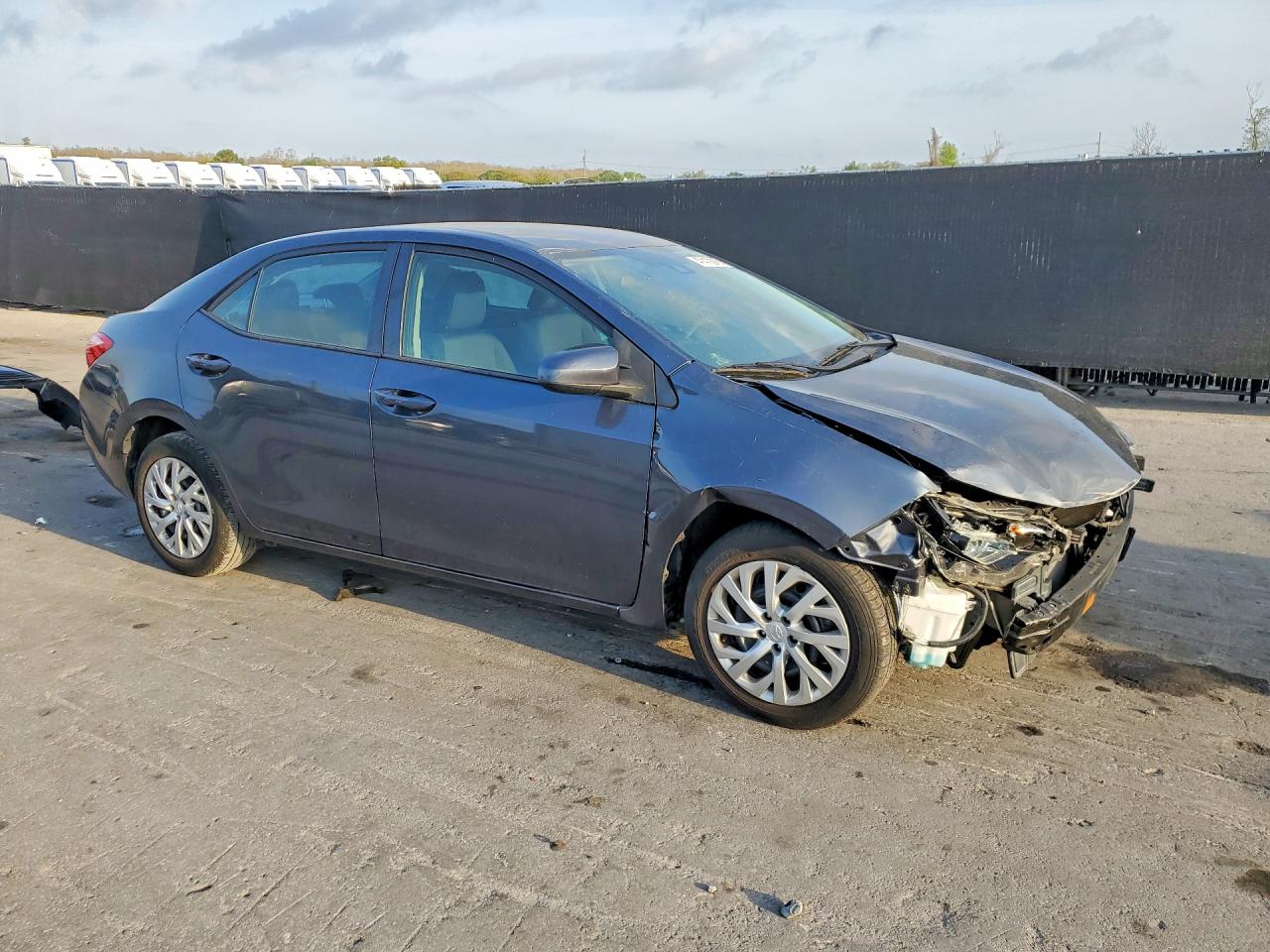 2019 TOYOTA COROLLA LE photo 10