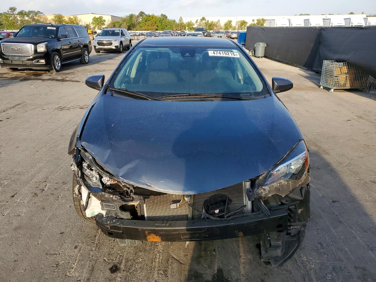 2019 TOYOTA COROLLA LE photo 13