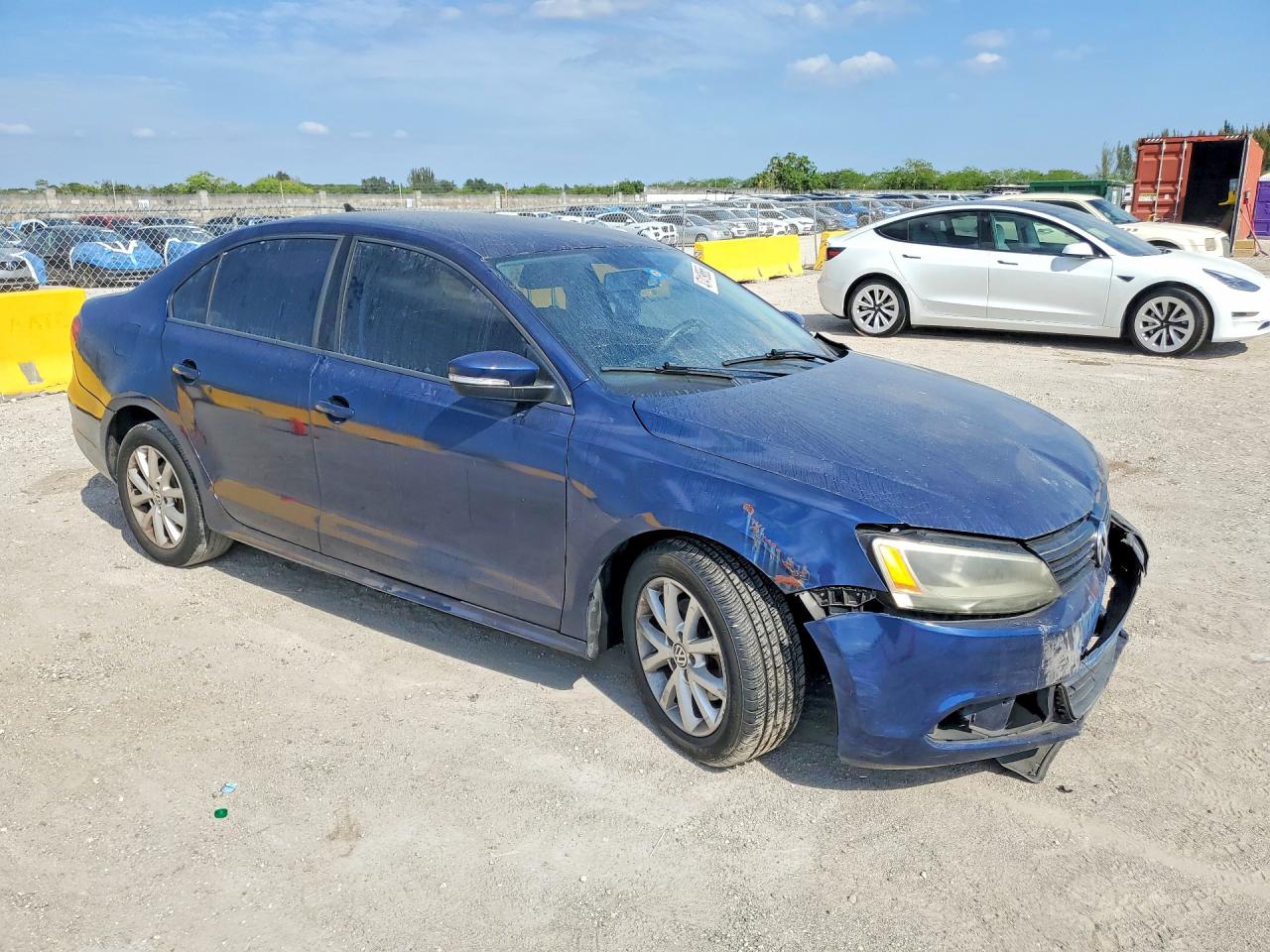 2011 VOLKSWAGEN JETTA SE photo 10
