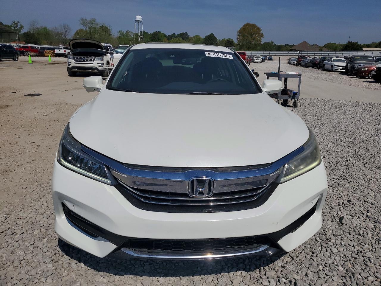 2017 HONDA ACCORD TOURING HYBRID photo 5