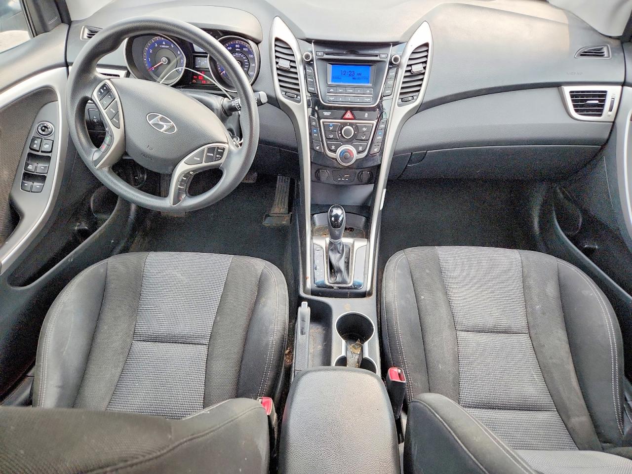 2016 HYUNDAI ELANTRA GT BASE photo 15
