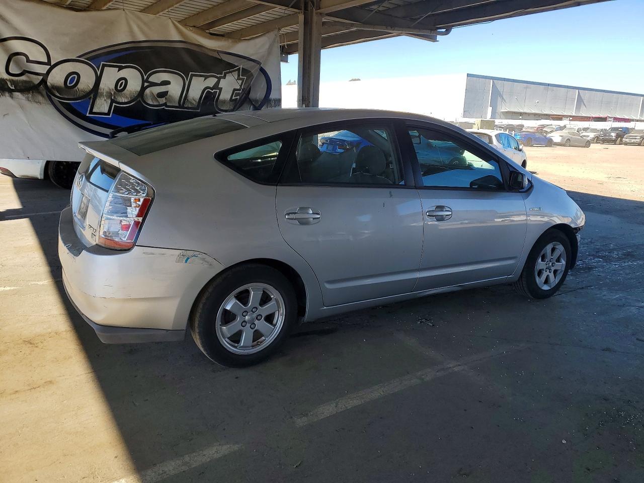 2009 TOYOTA PRIUS BASE photo 3