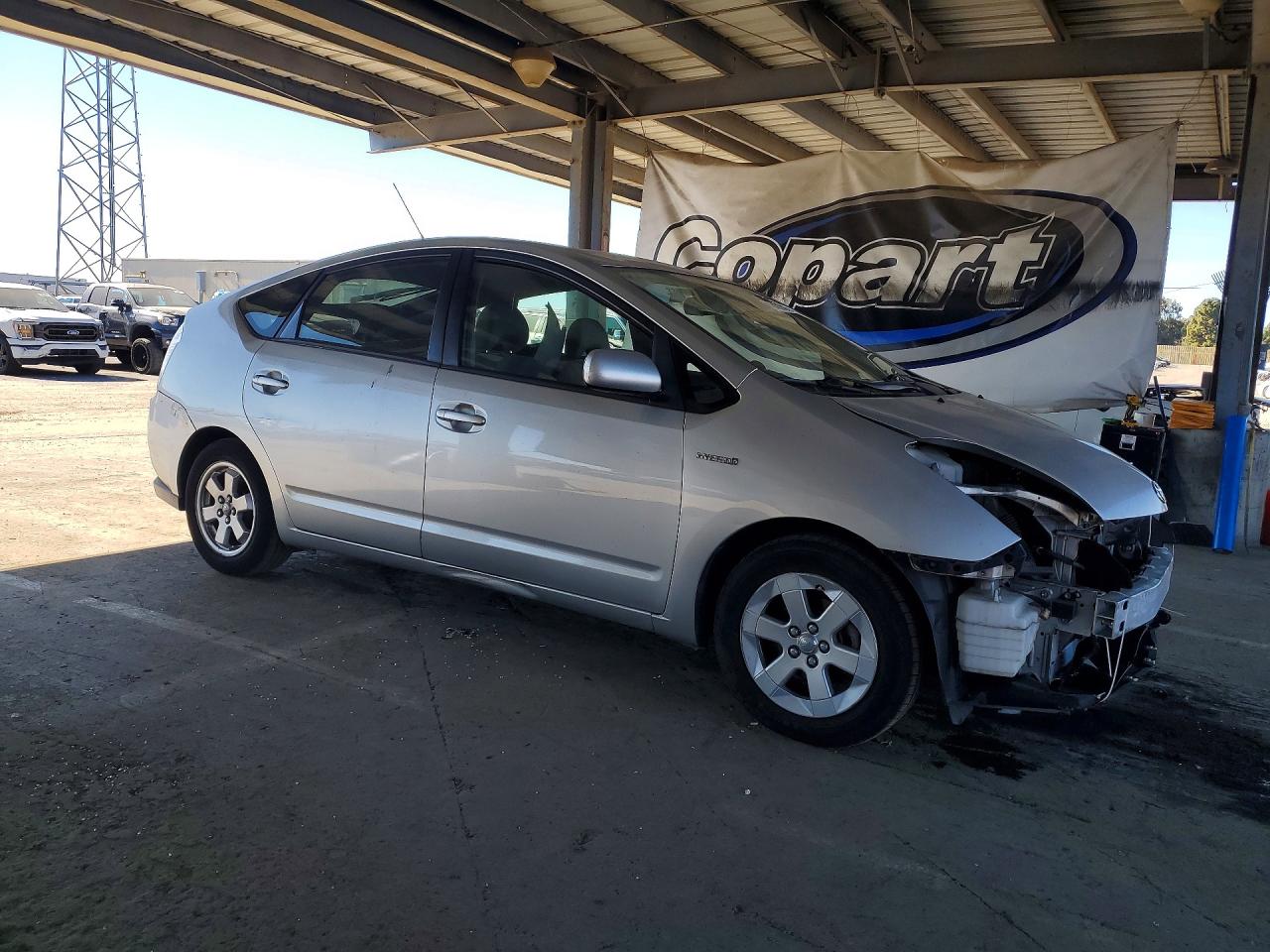 2009 TOYOTA PRIUS BASE photo 4