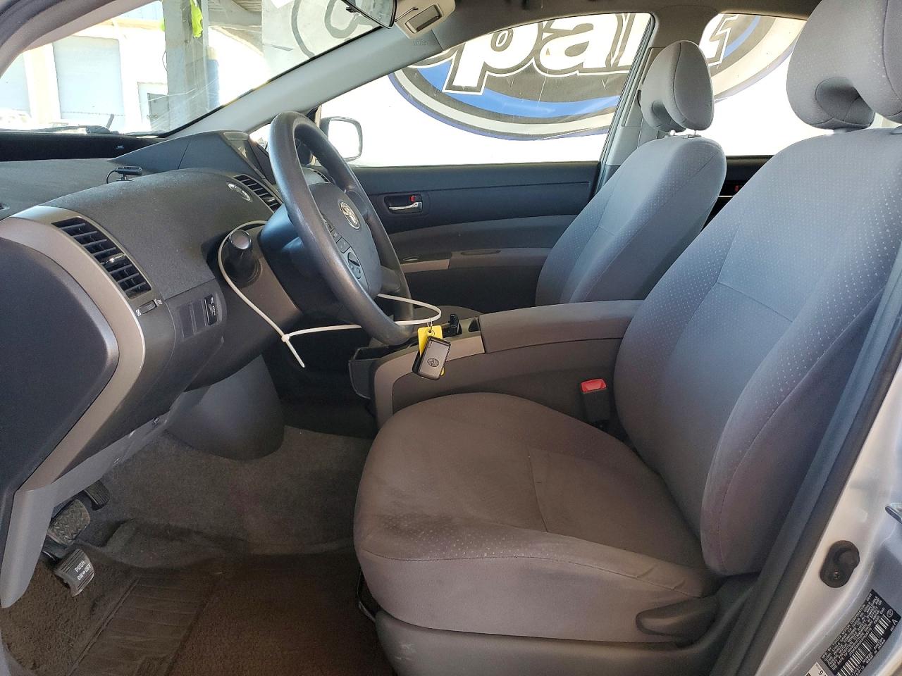 2009 TOYOTA PRIUS BASE photo 7