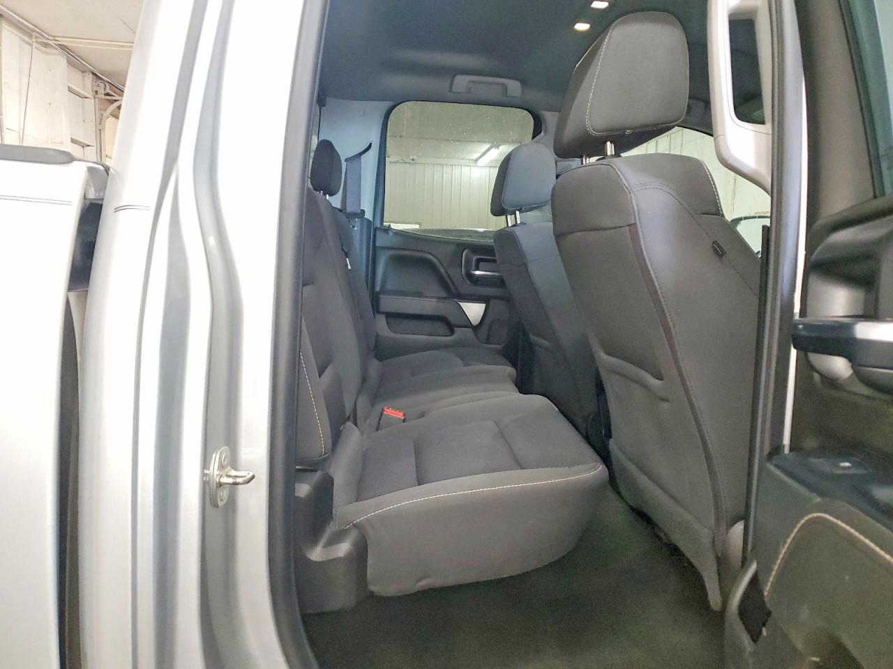 2016 CHEVROLET SILVERADO K1500 LT photo 10