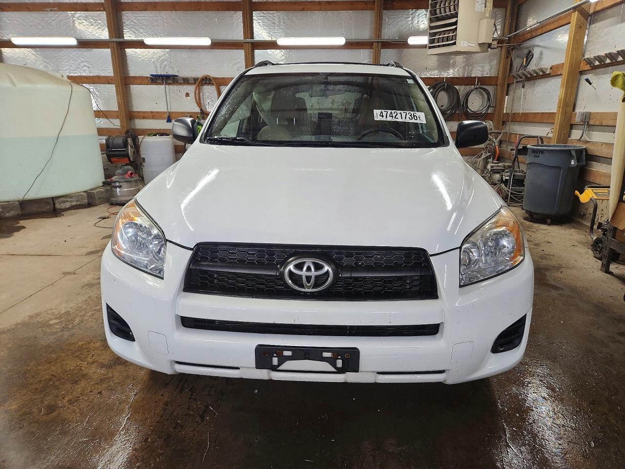 2012 TOYOTA RAV4 BASE photo 9