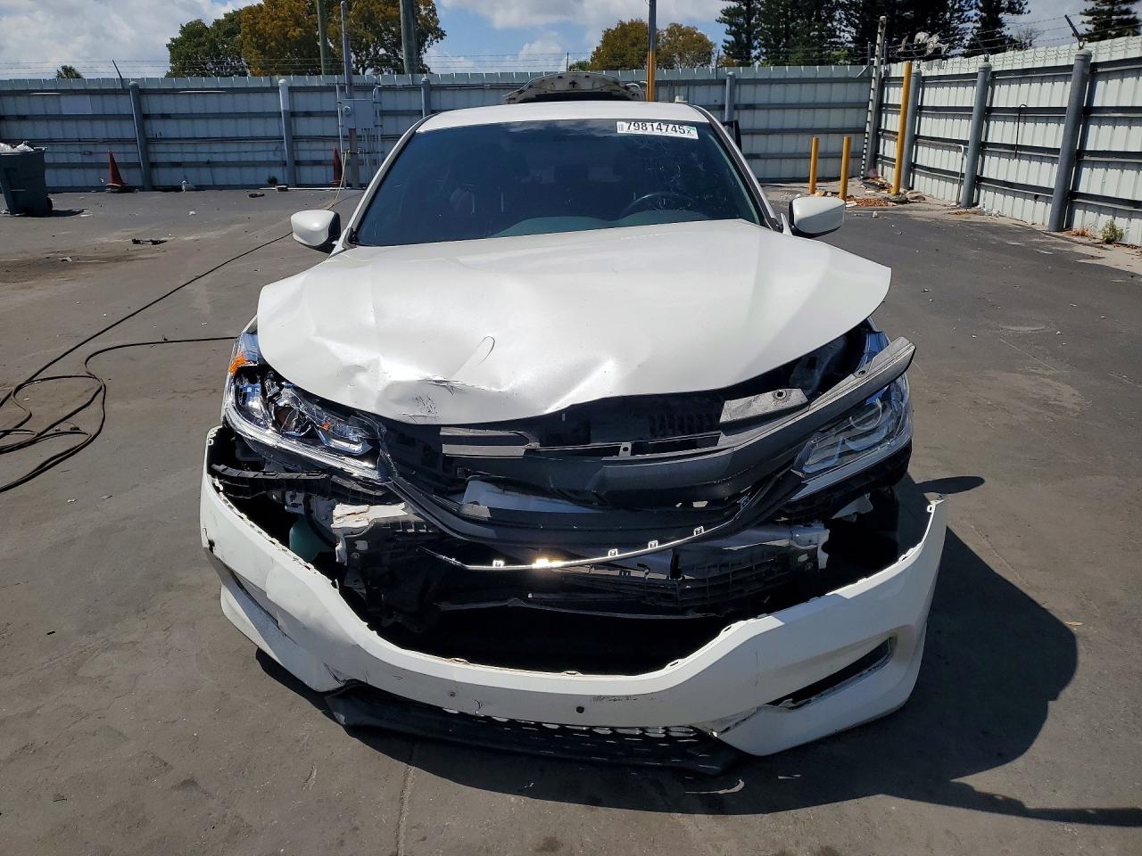 2017 HONDA ACCORD SPORT photo 5