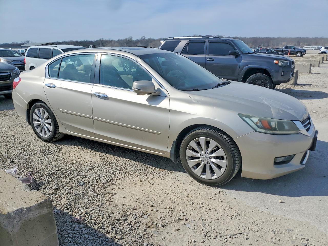 2015 HONDA ACCORD photo 10