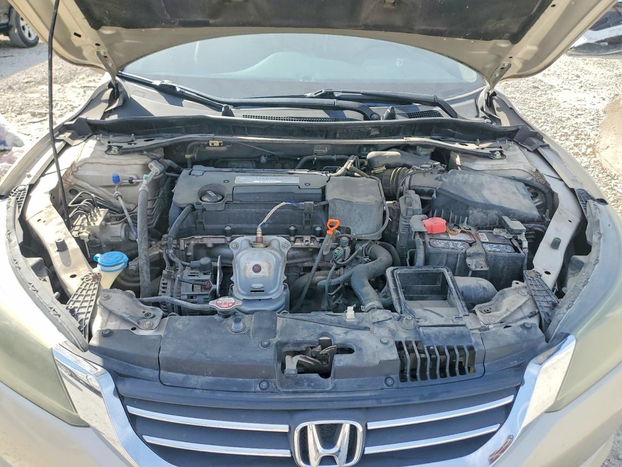 2015 HONDA ACCORD photo 31