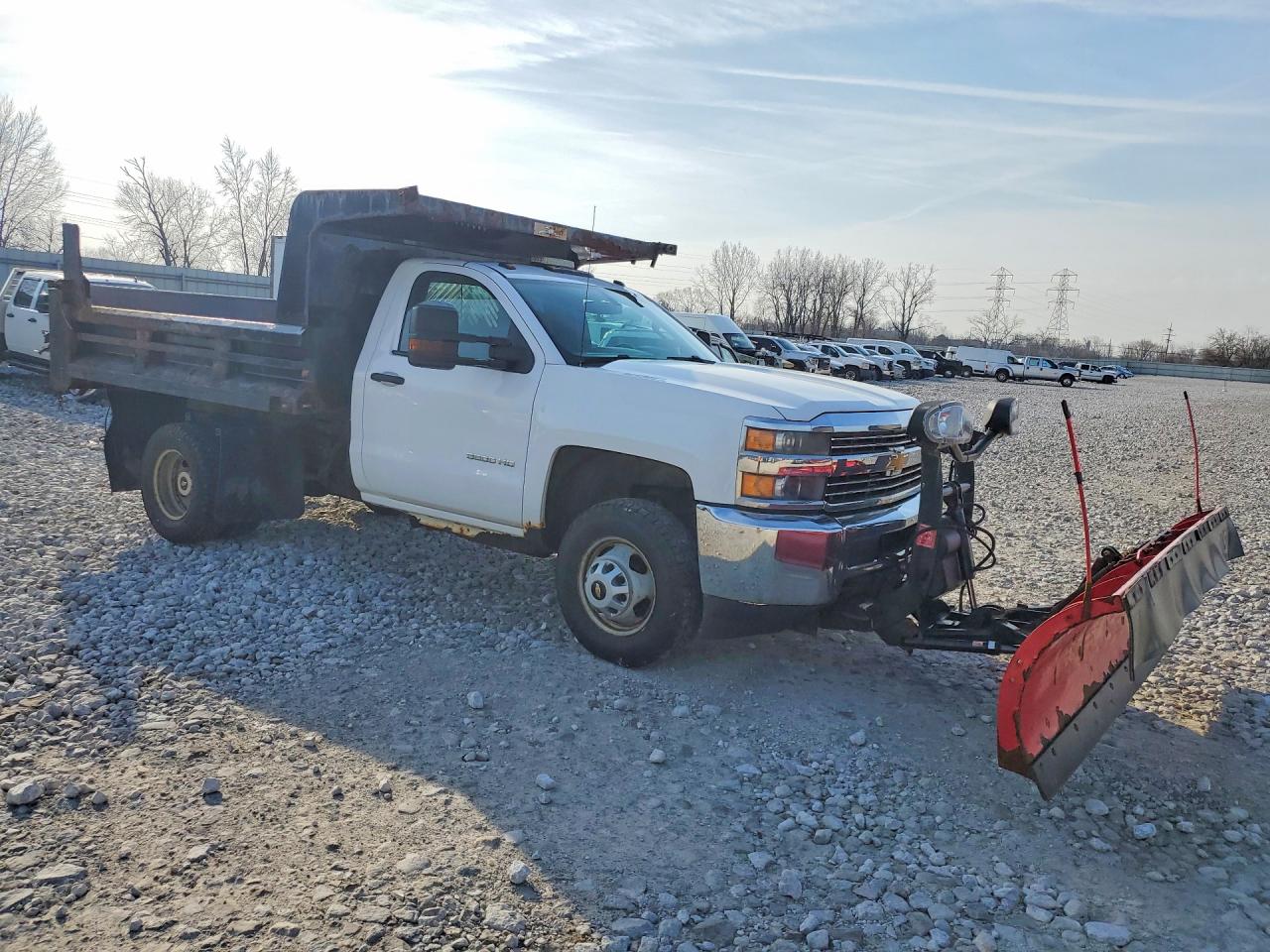2015 CHEVROLET SILVERADO 3500HD DUMP TRUCK photo 4