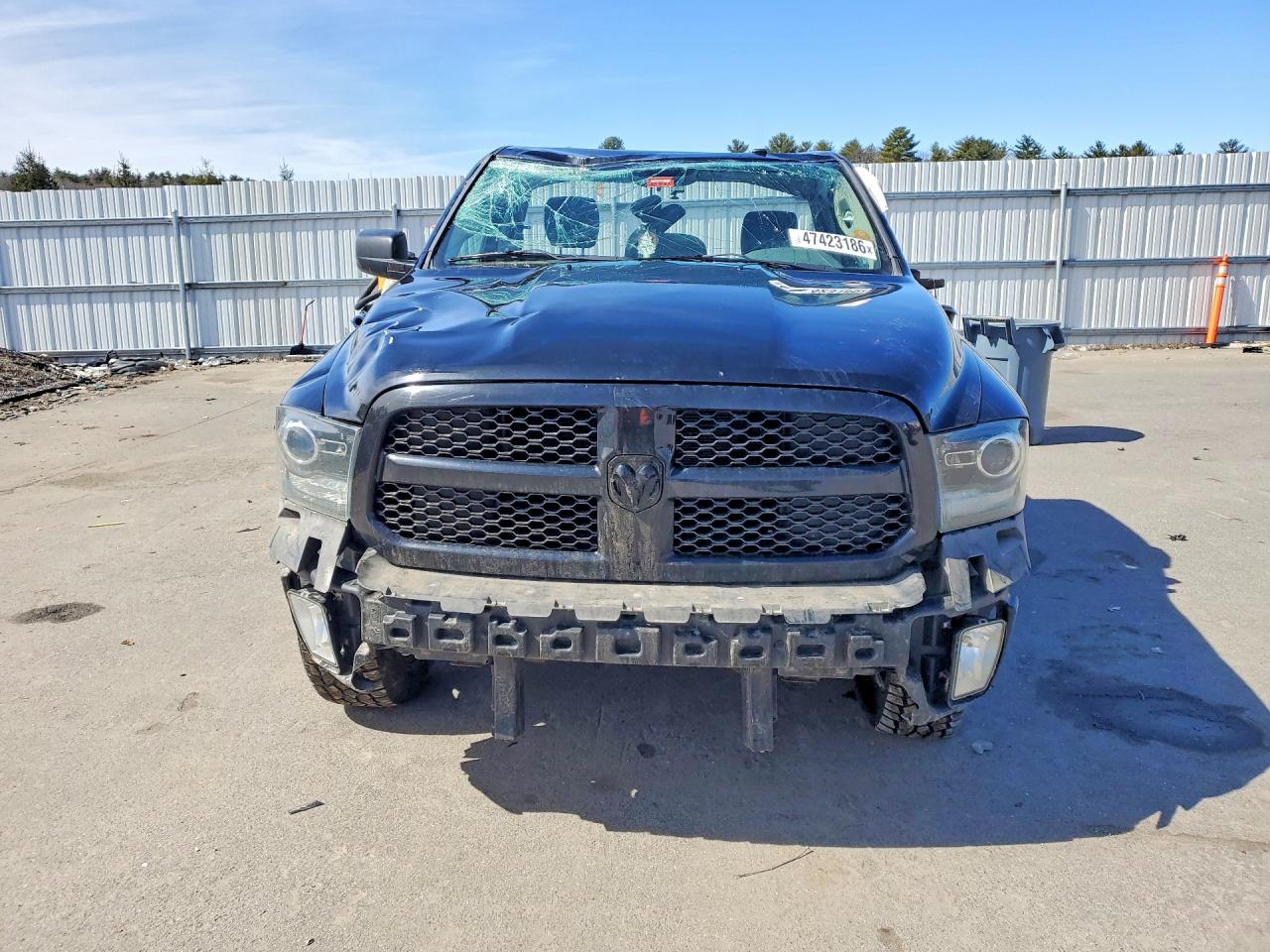 2014 RAM 1500 ST photo 9