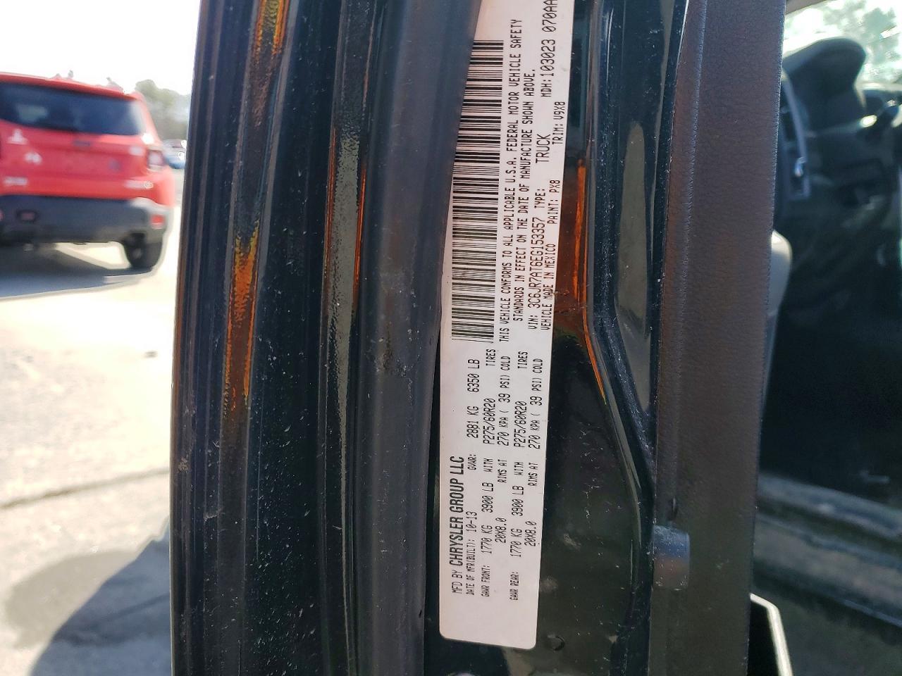 2014 RAM 1500 ST photo 23