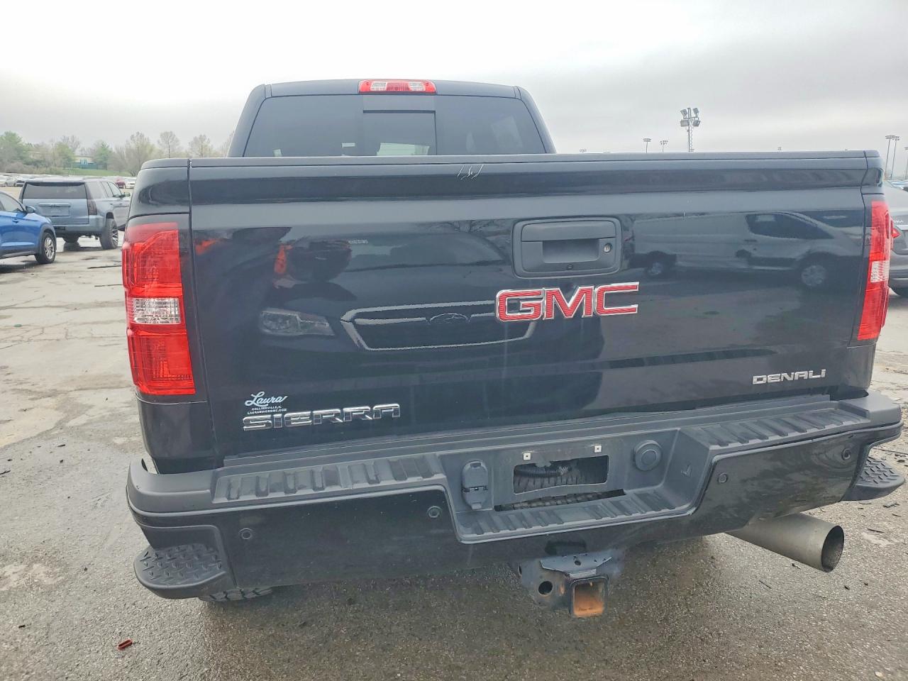 2019 GMC SIERRA K2500 DENALI photo 6
