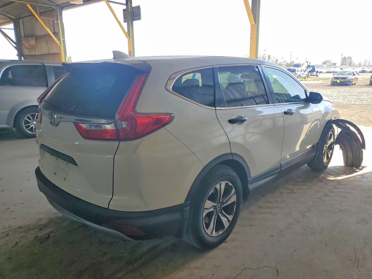 2018 HONDA CR-V LX photo 7