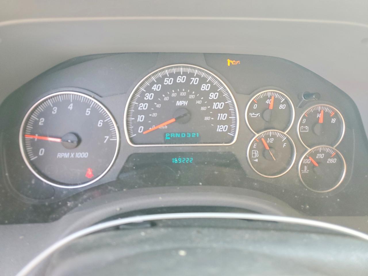 2005 GMC ENVOY photo 9