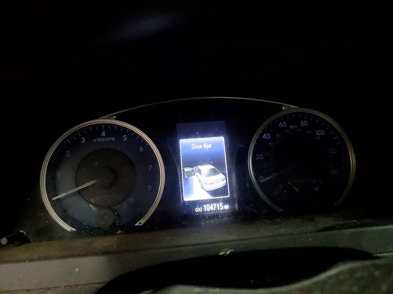 2016 TOYOTA CAMRY LE photo 17