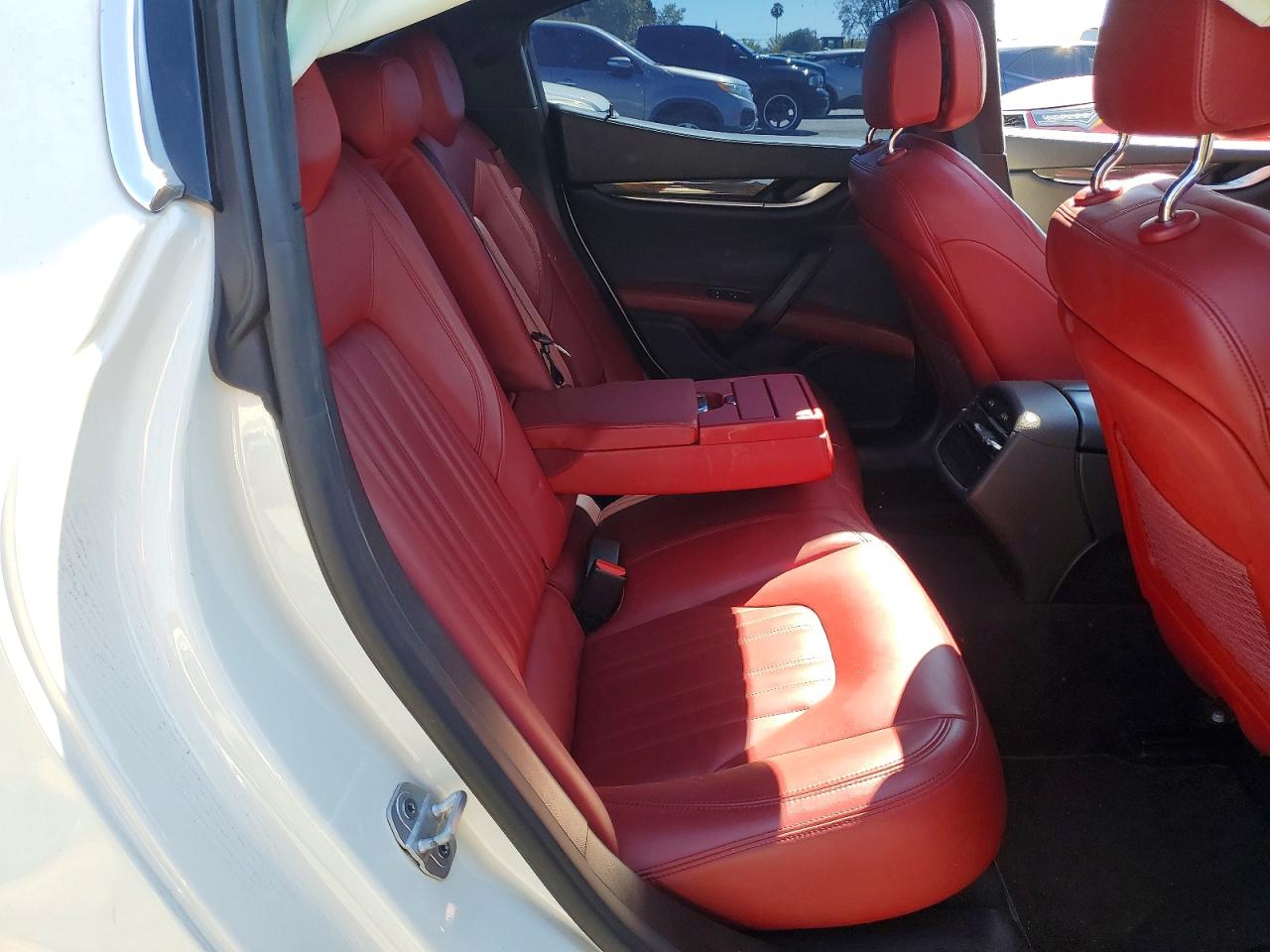 2017 MASERATI GHIBLI photo 19