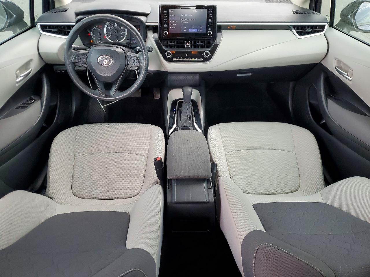 2020 TOYOTA COROLLA LE photo 15