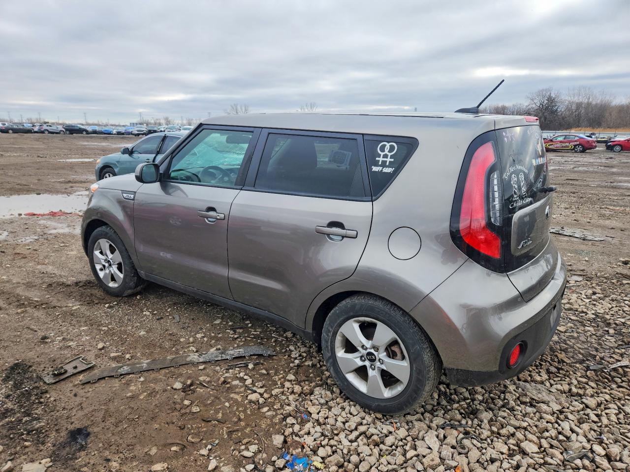 2018 KIA SOUL BASE photo 2