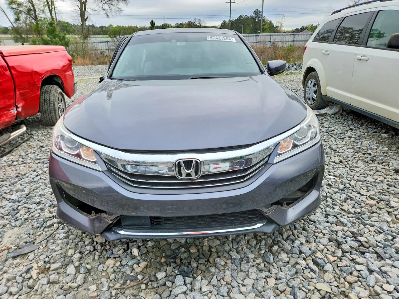 2017 HONDA ACCORD LX photo 5
