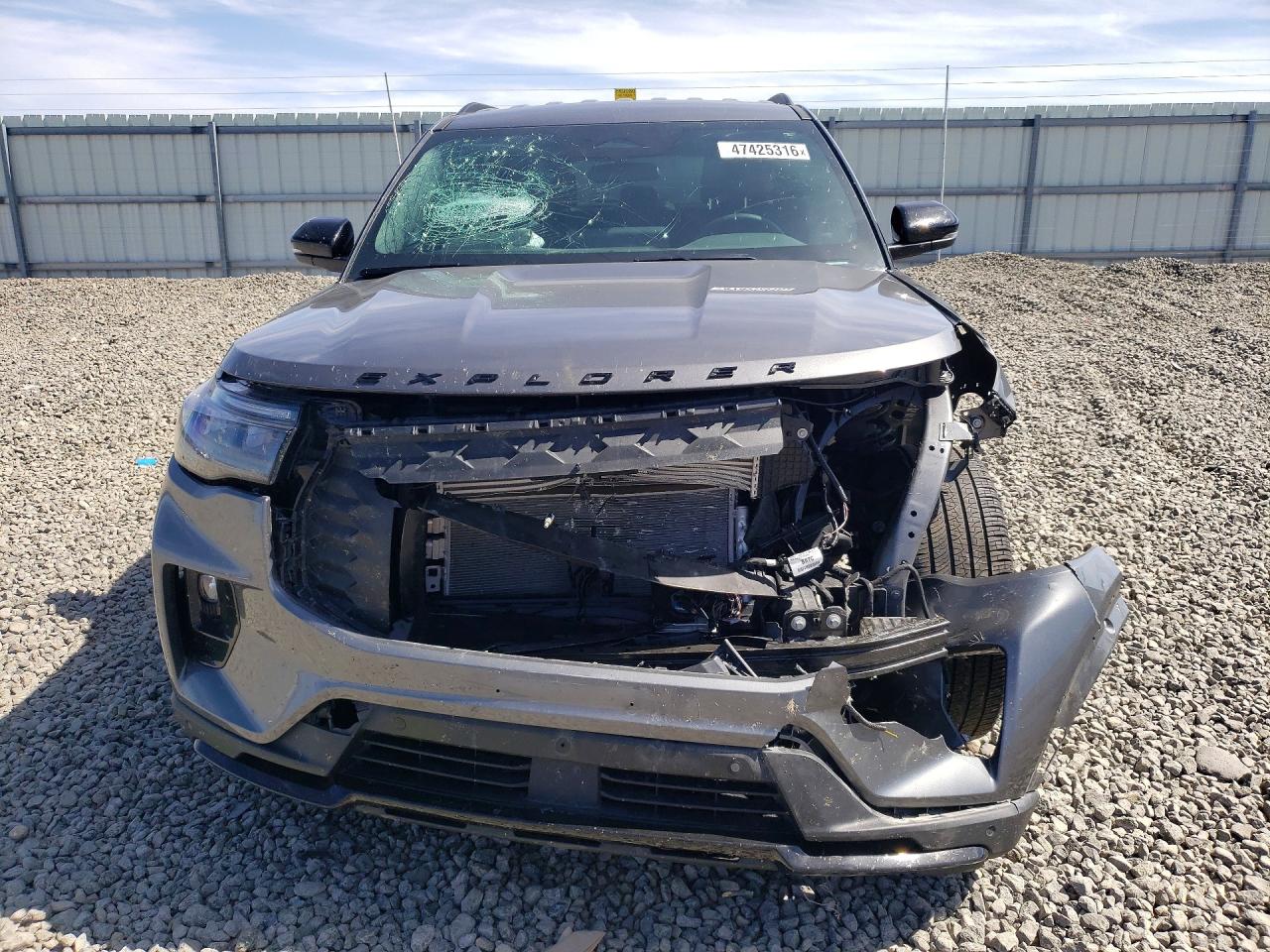 2025 FORD EXPLORER ST-LINE photo 5
