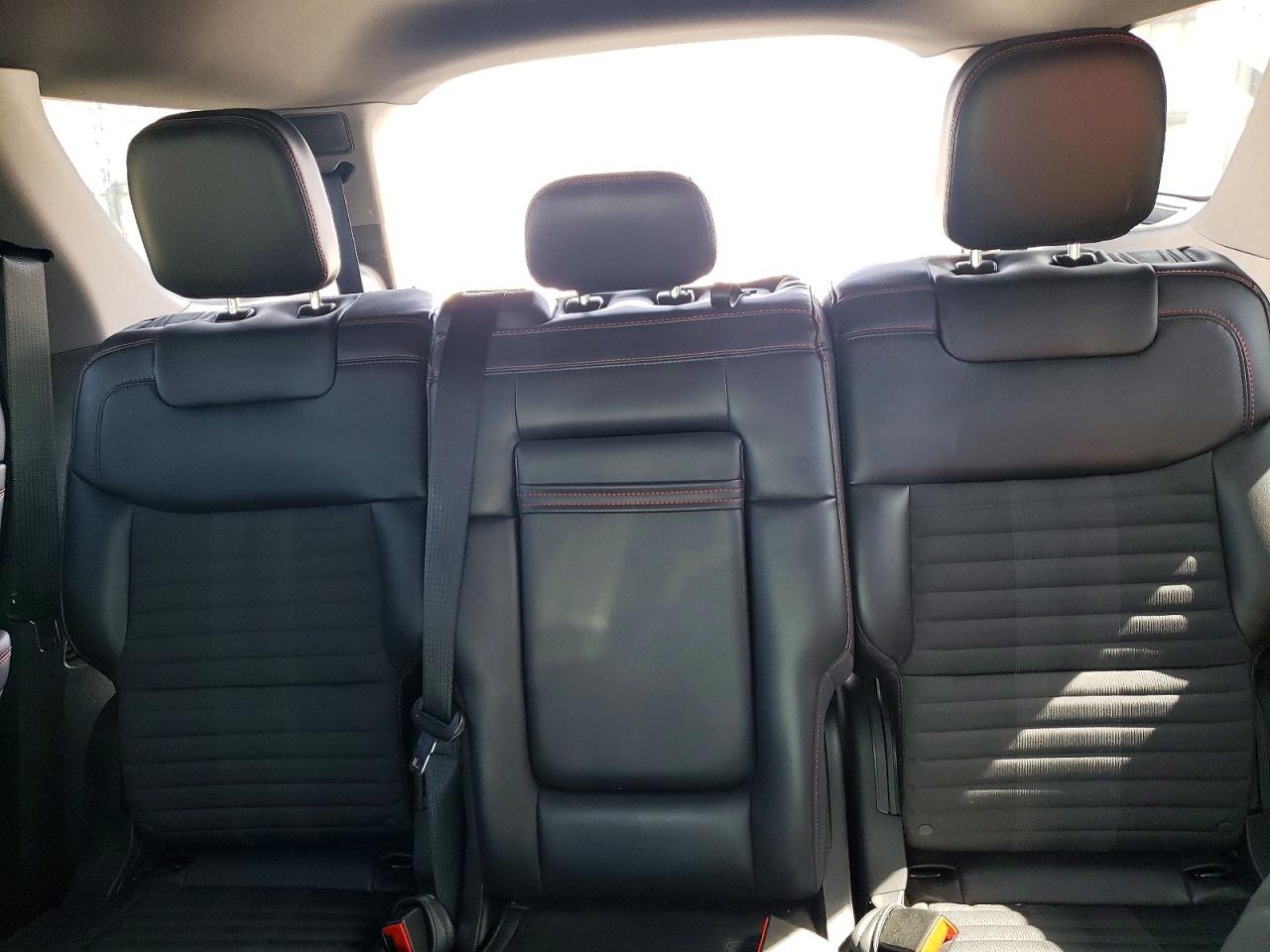 2025 FORD EXPLORER ST-LINE photo 10