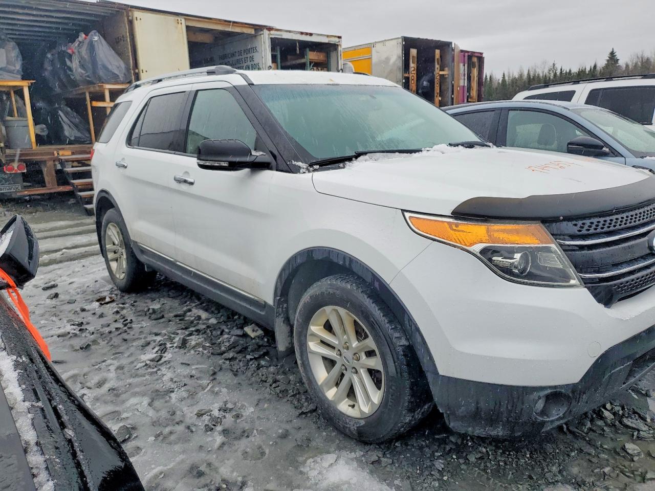2014 FORD EXPLORER XLT photo 4