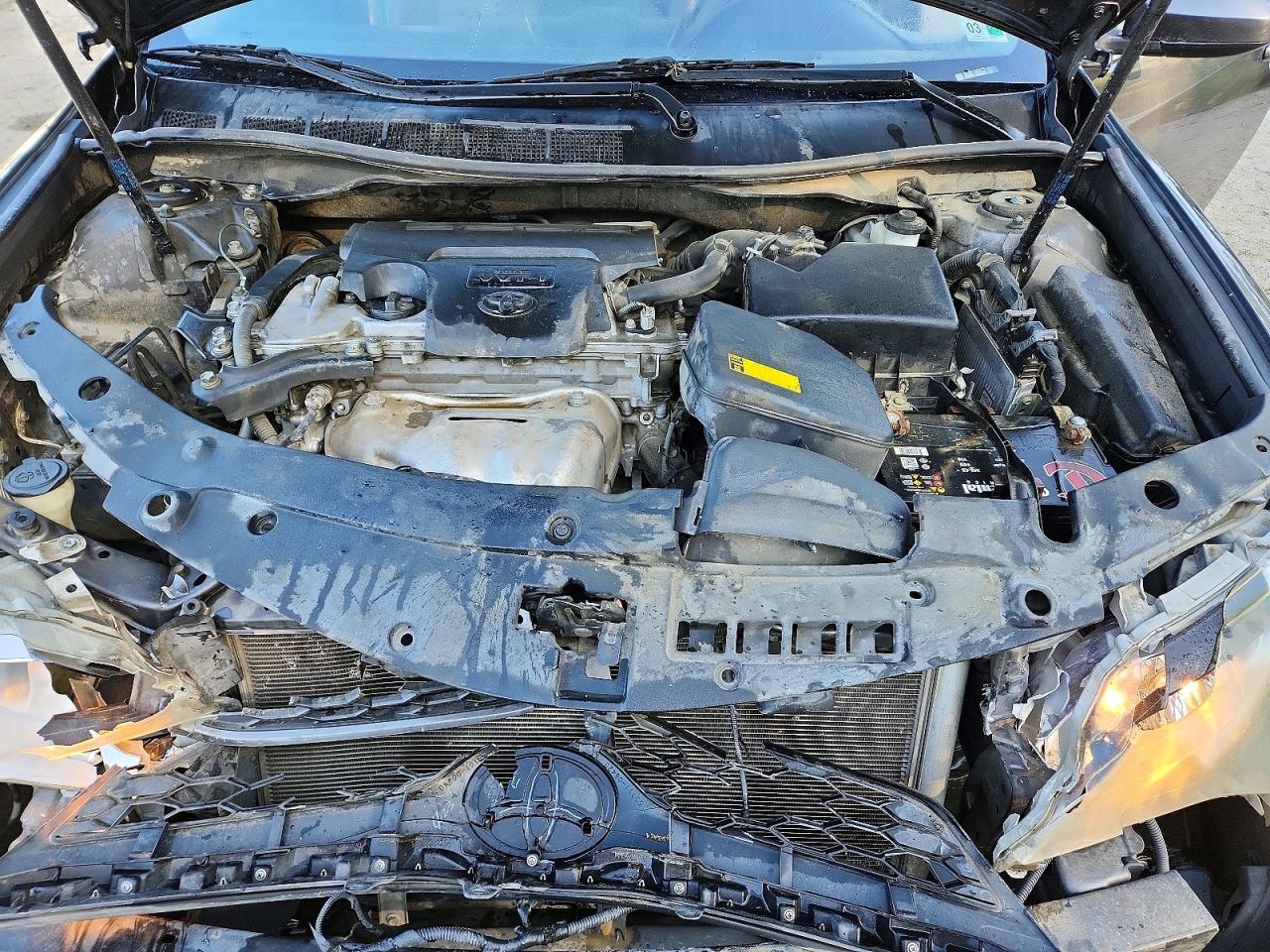 2013 TOYOTA CAMRY SE photo 11